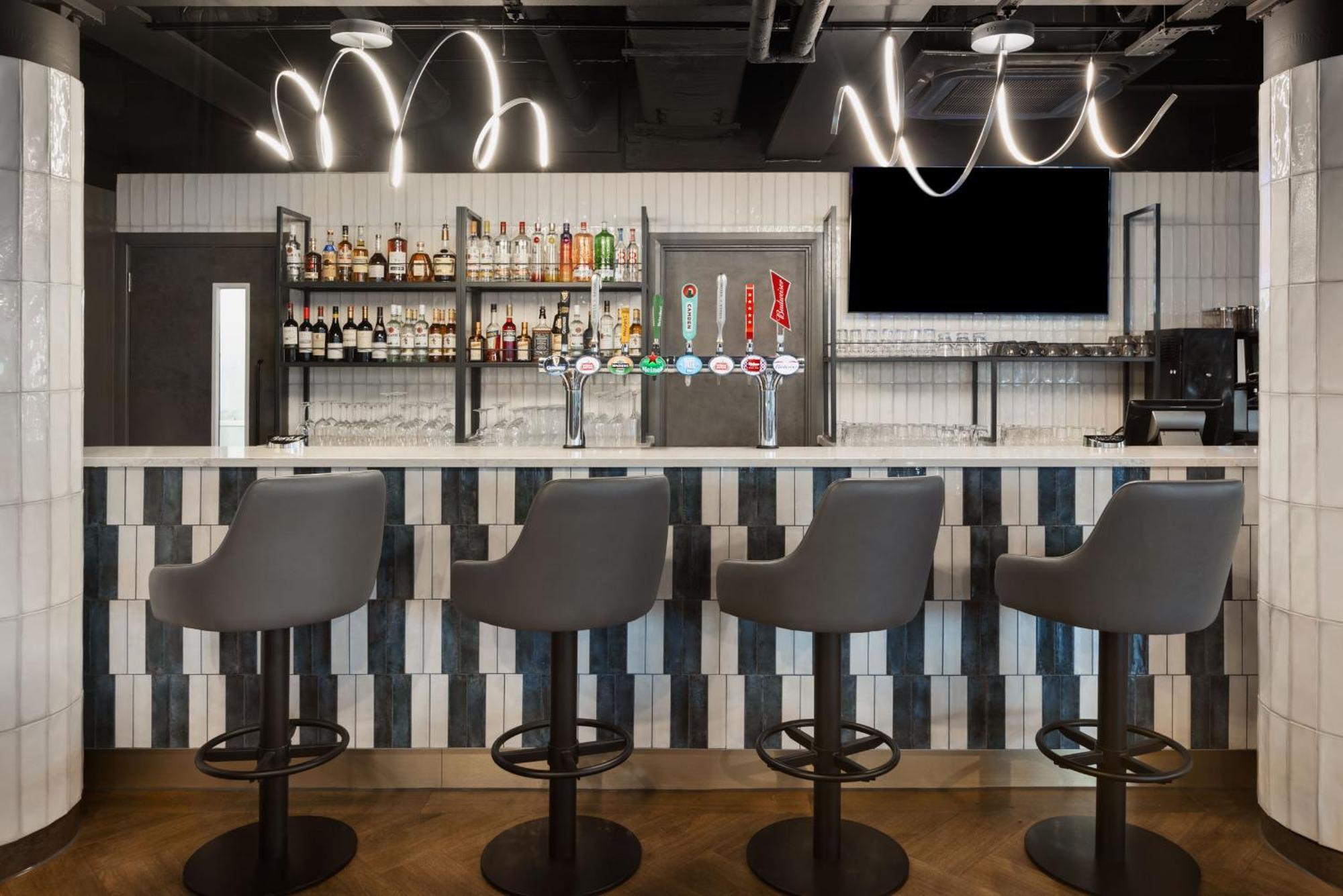Spark By Hilton London Romford Exterior foto